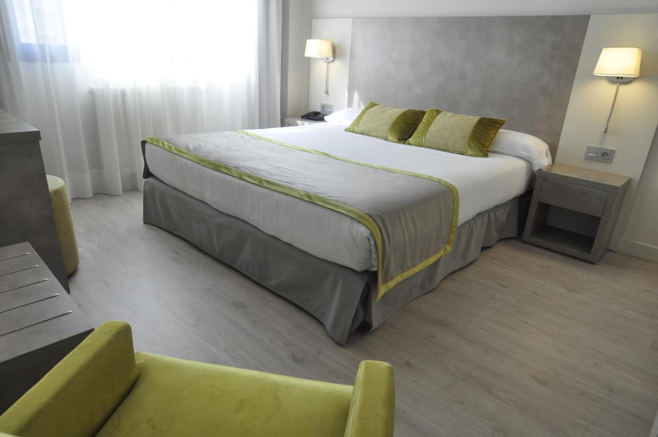 Hotel & Spa Real Jaca Eksteriør bilde